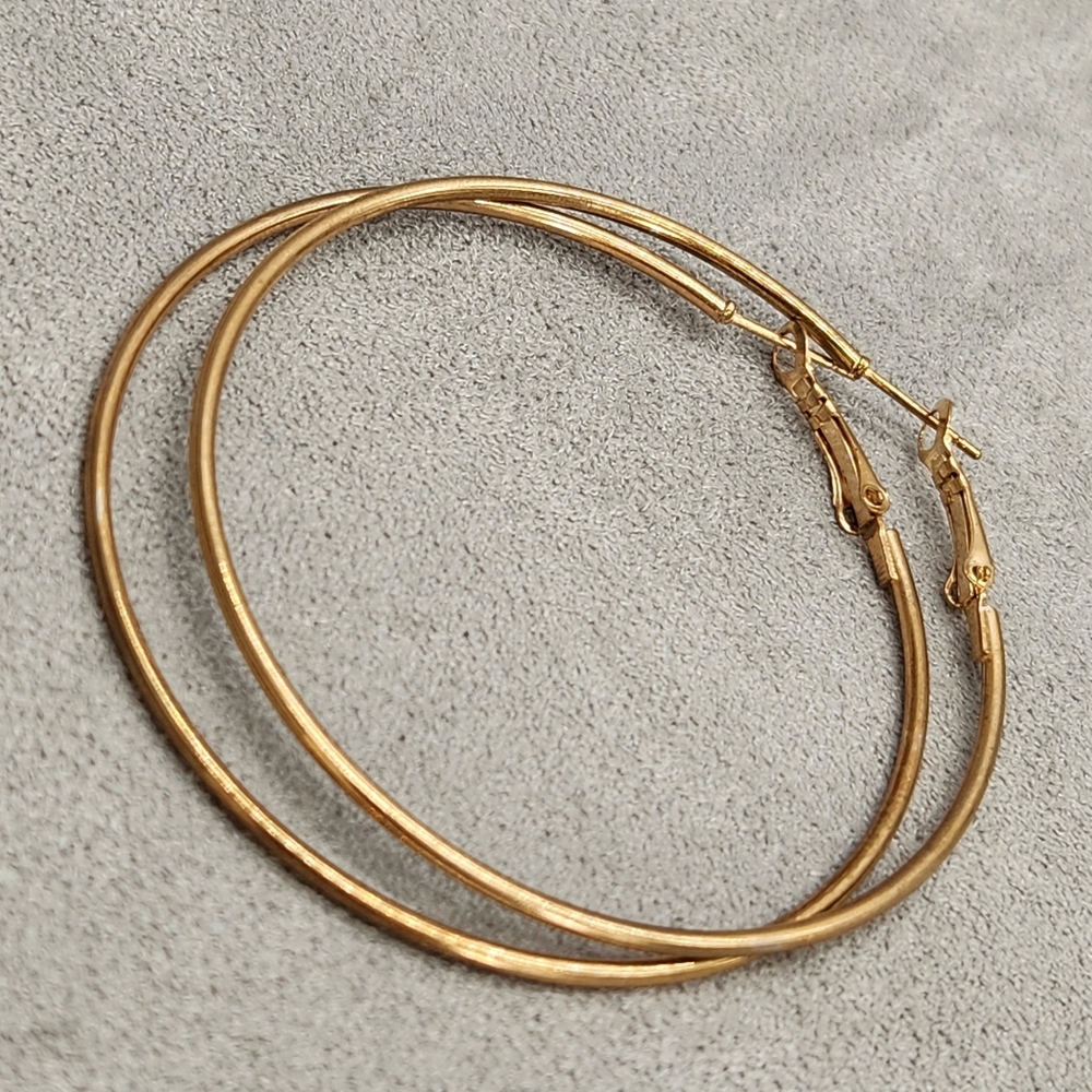 Hoop Earrings Golden Tone Dainty